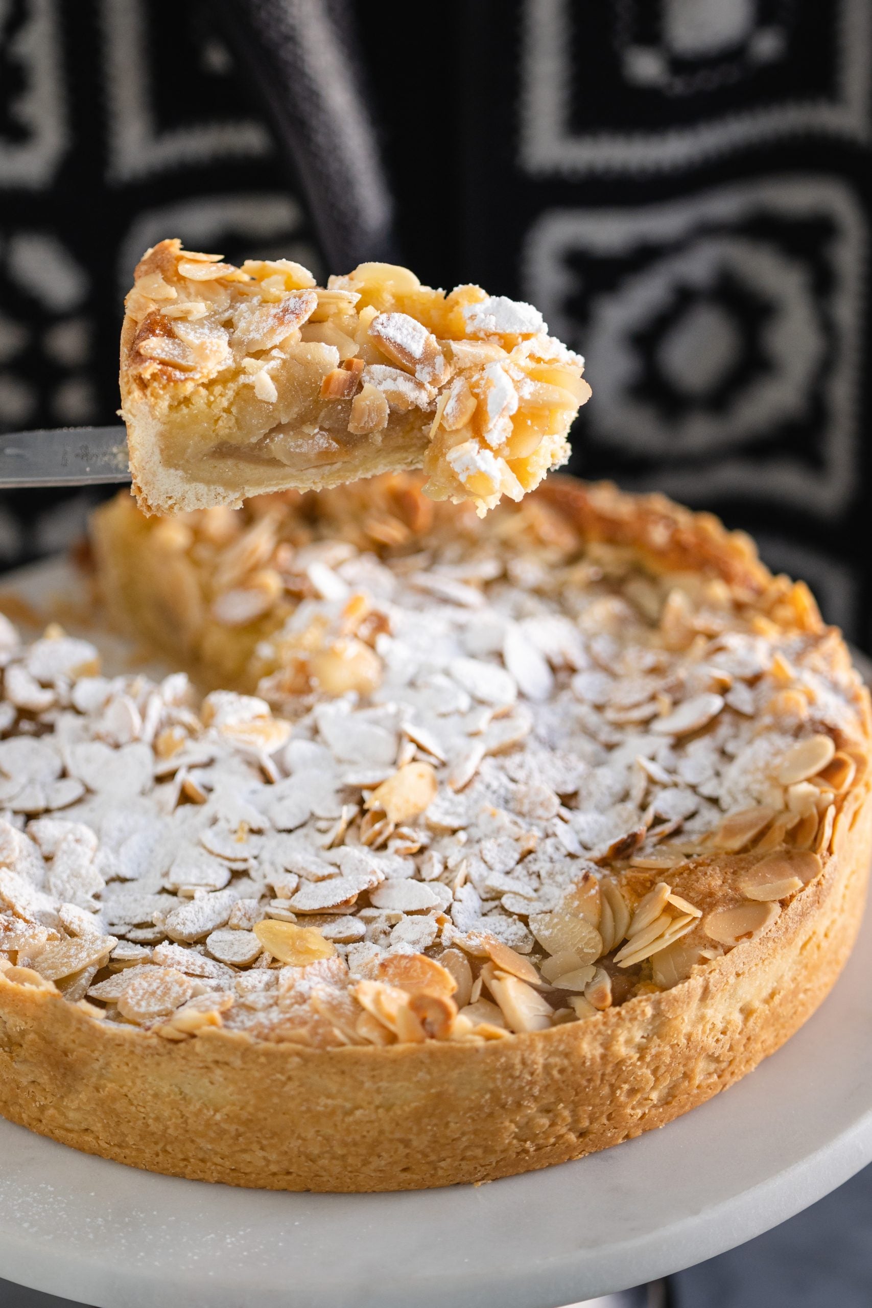 Tarta de peras y almendras