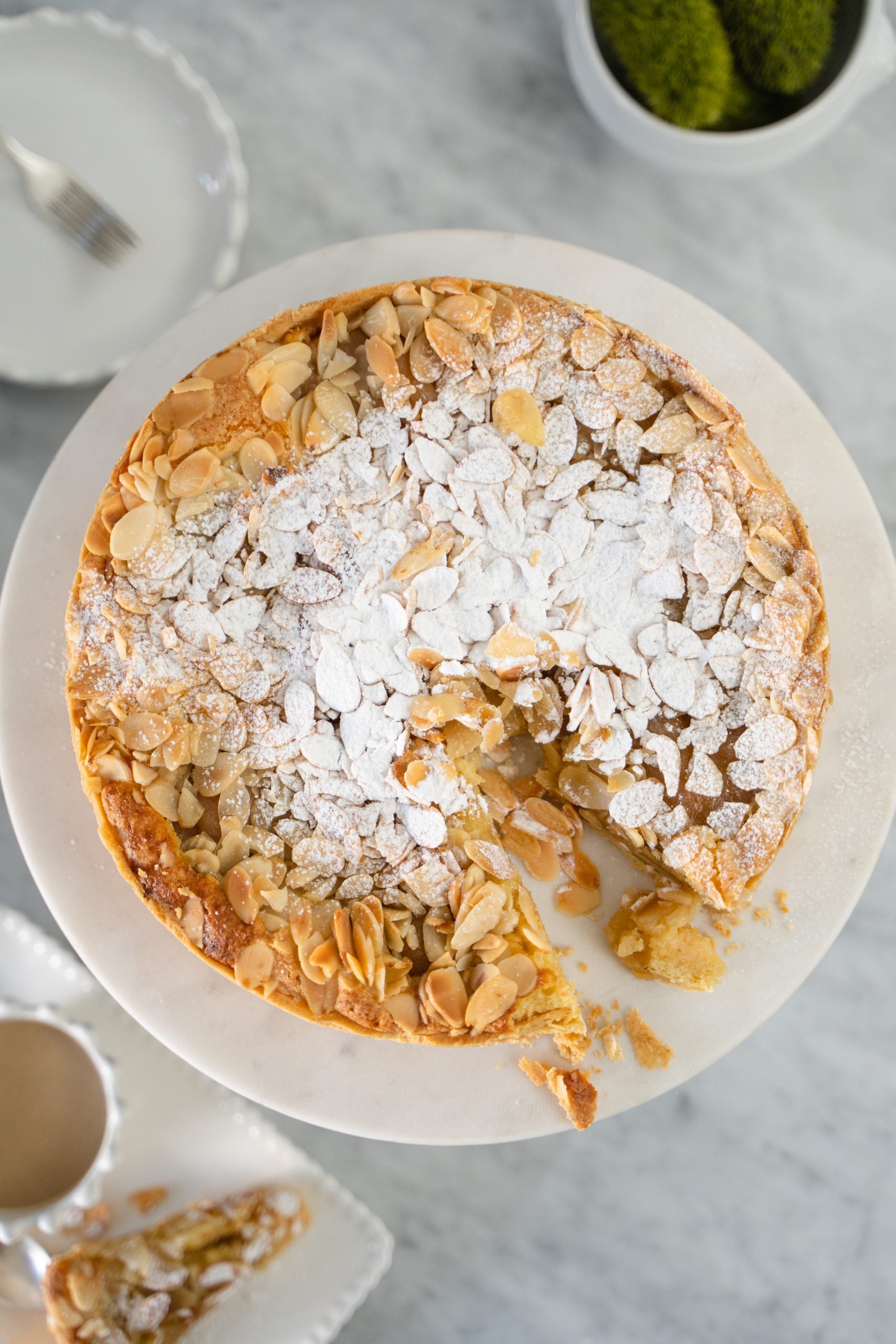 Tarta de peras y almendras