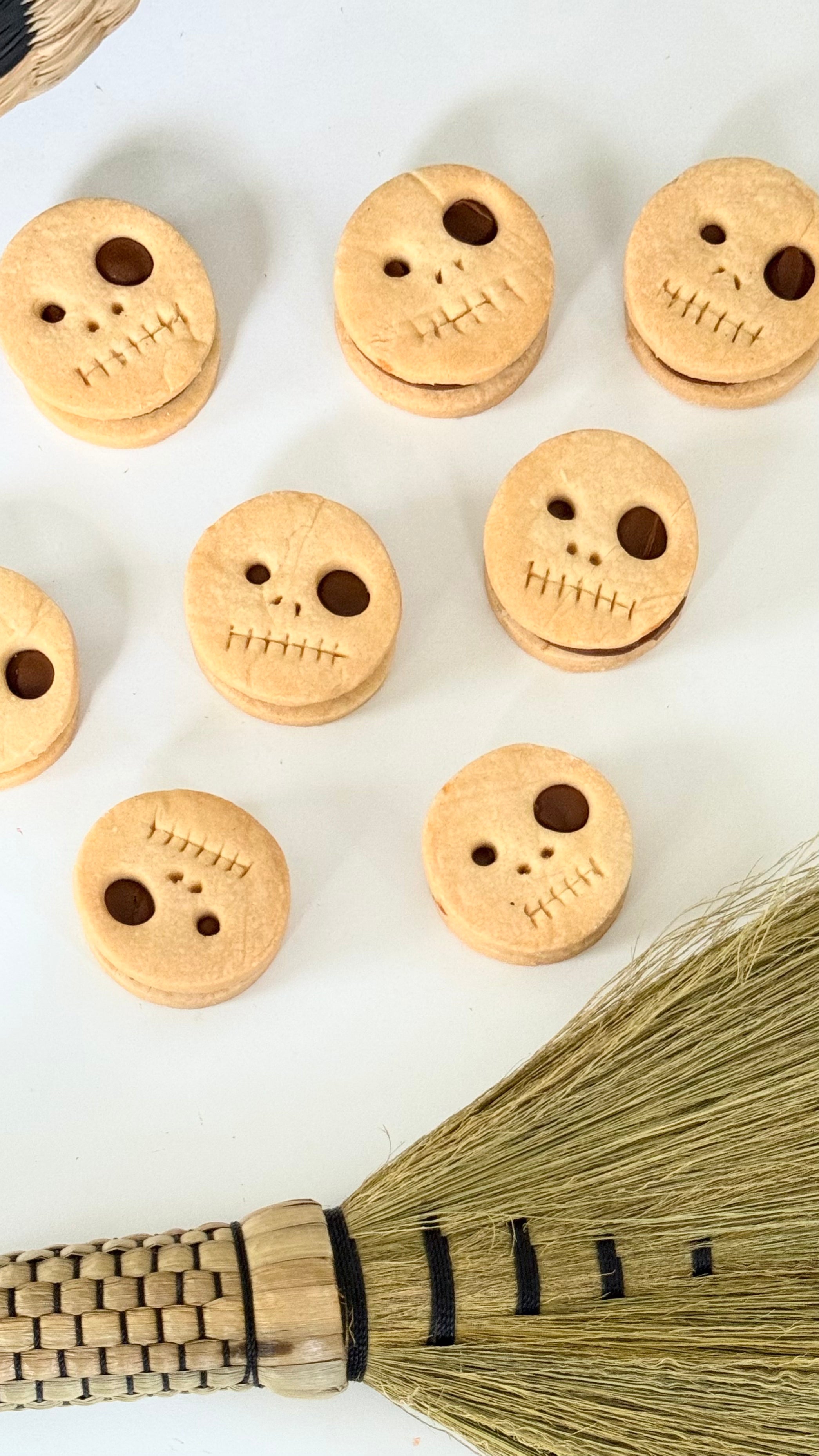 Galletas Rellena Monstrous